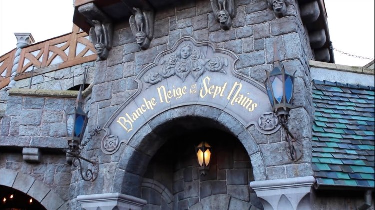 Snow White and The Seven Dwarfs at Disneyland&nbsp;Paris